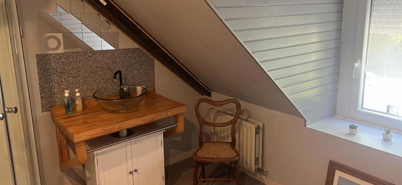 Saint-Mars-sur-la-Futaie Double & Family Rooms In Tranquility In Blue المظهر الخارجي الصورة